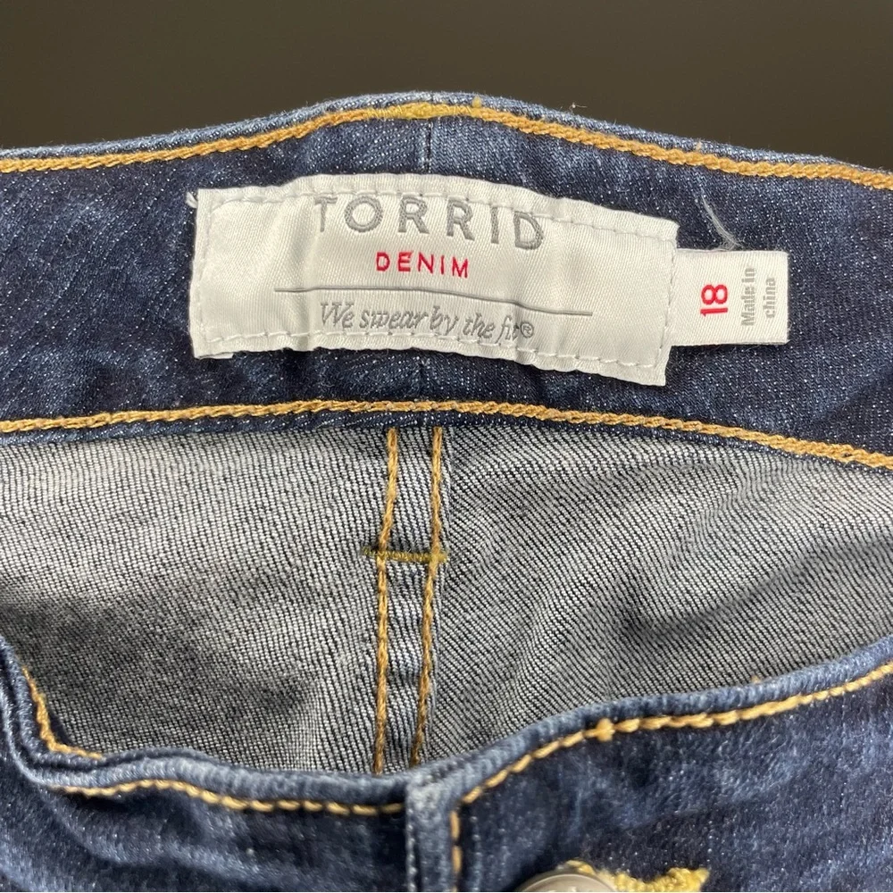 Torrid denim jeans‎ shorts